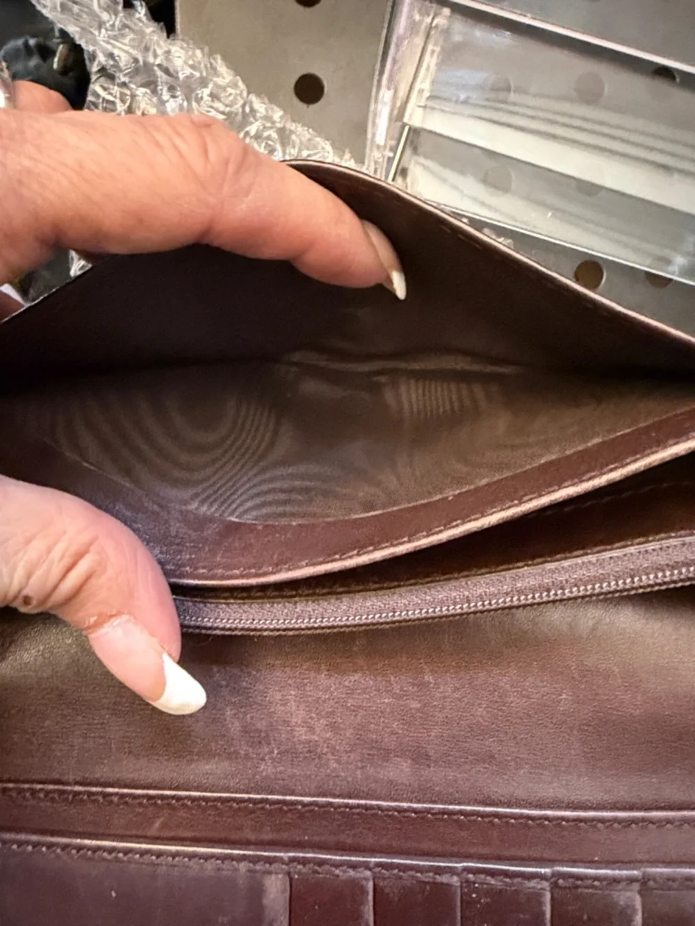 Gucci Dark Brown Embossed GG Continental Wallet. Authentic - Picture 5 of 13